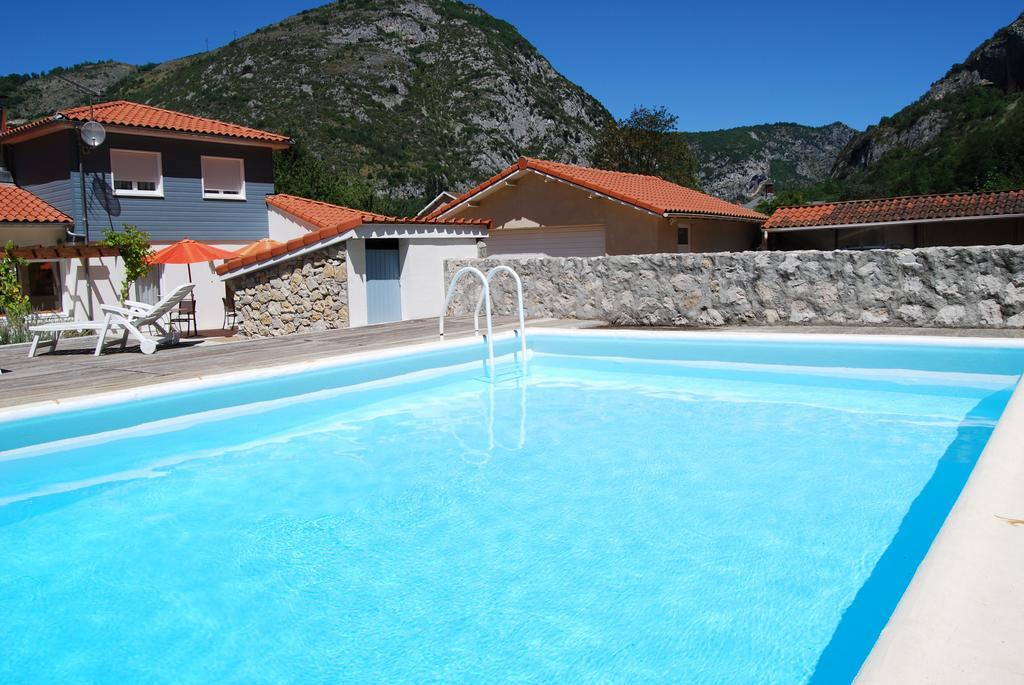 Les Terrasses De Castelmerle Niaux 객실 사진