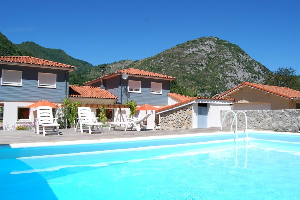 Les Terrasses De Castelmerle Niaux 객실 사진